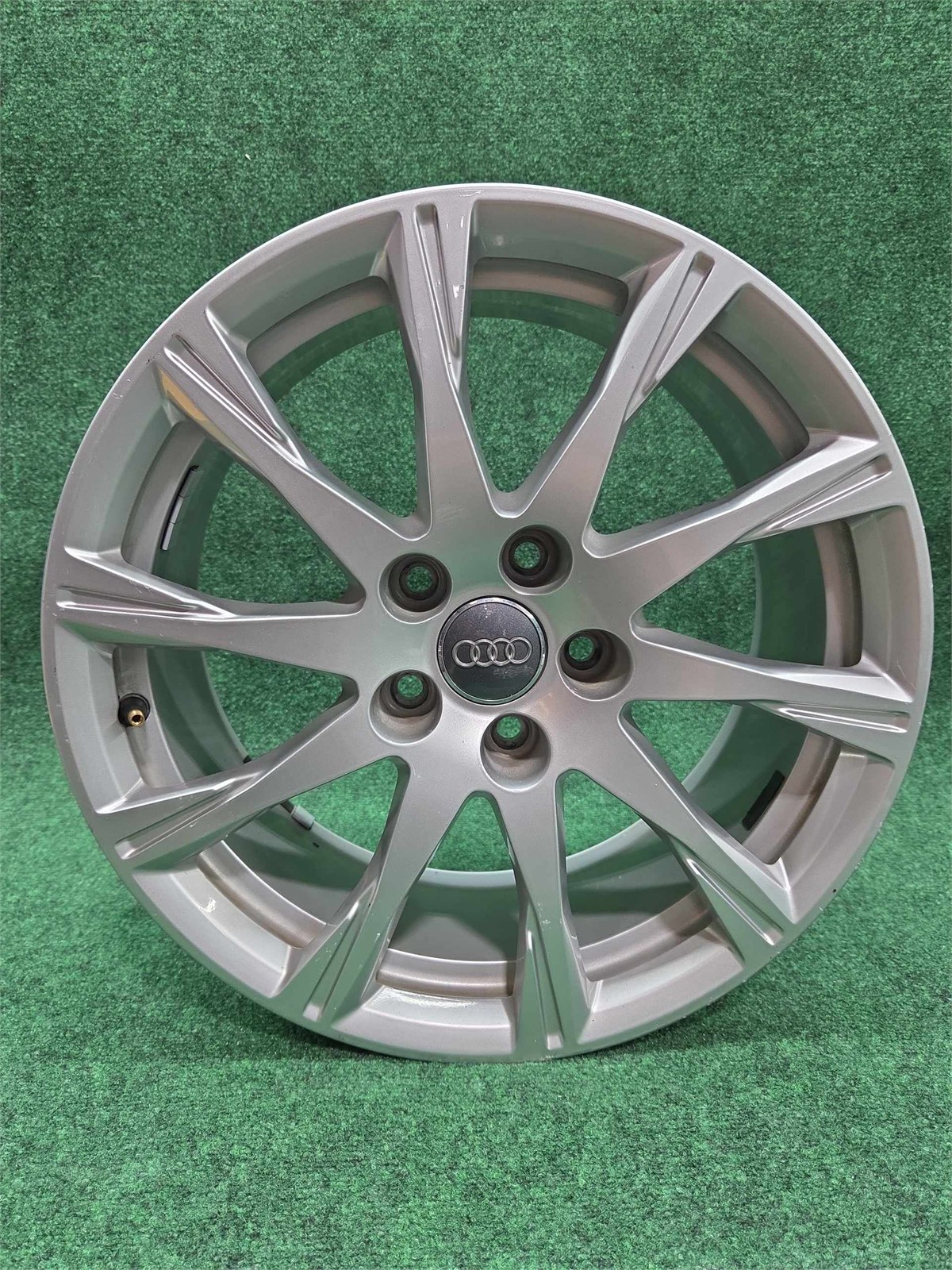 Audi Wheel Aluminum Rim 7.5jx17 H2 10 Spoke Oem 8w0601025c