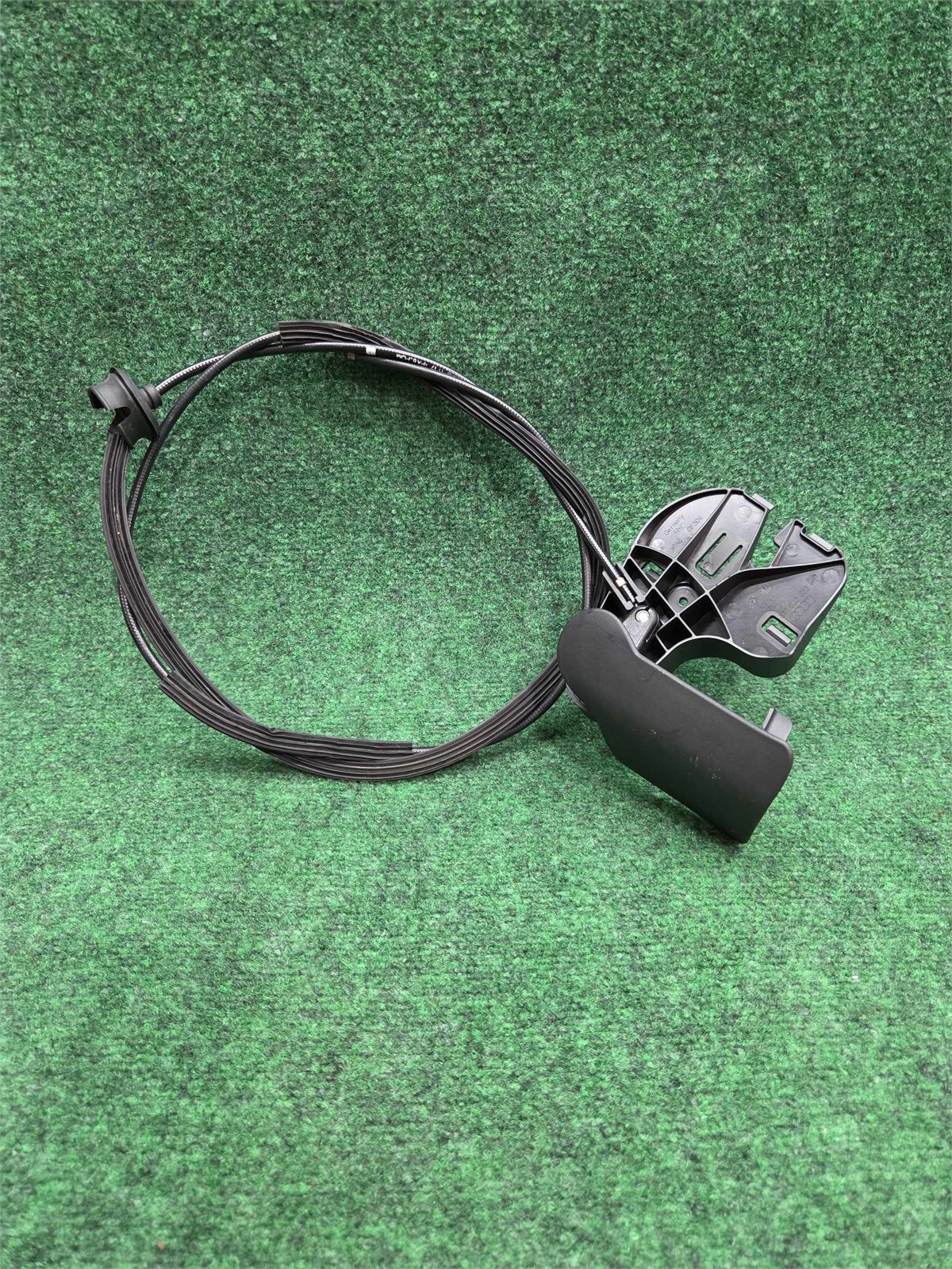 2017-2020 Audi A3 Quattro Hood Release Cable Oem 8v1823535b / 8t1823533b