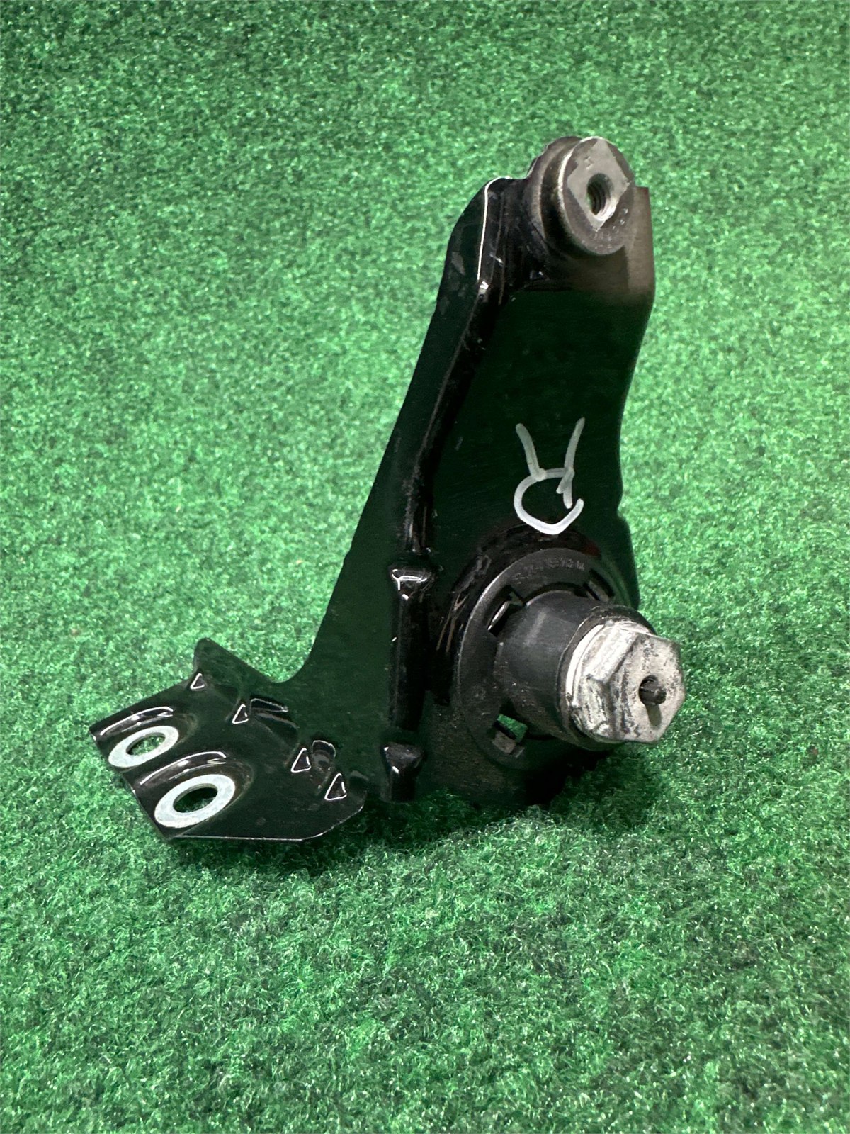18 -2024 Bmw X3 Front Right Fender Bracket Black 668 Oem 41357397514 41357475798