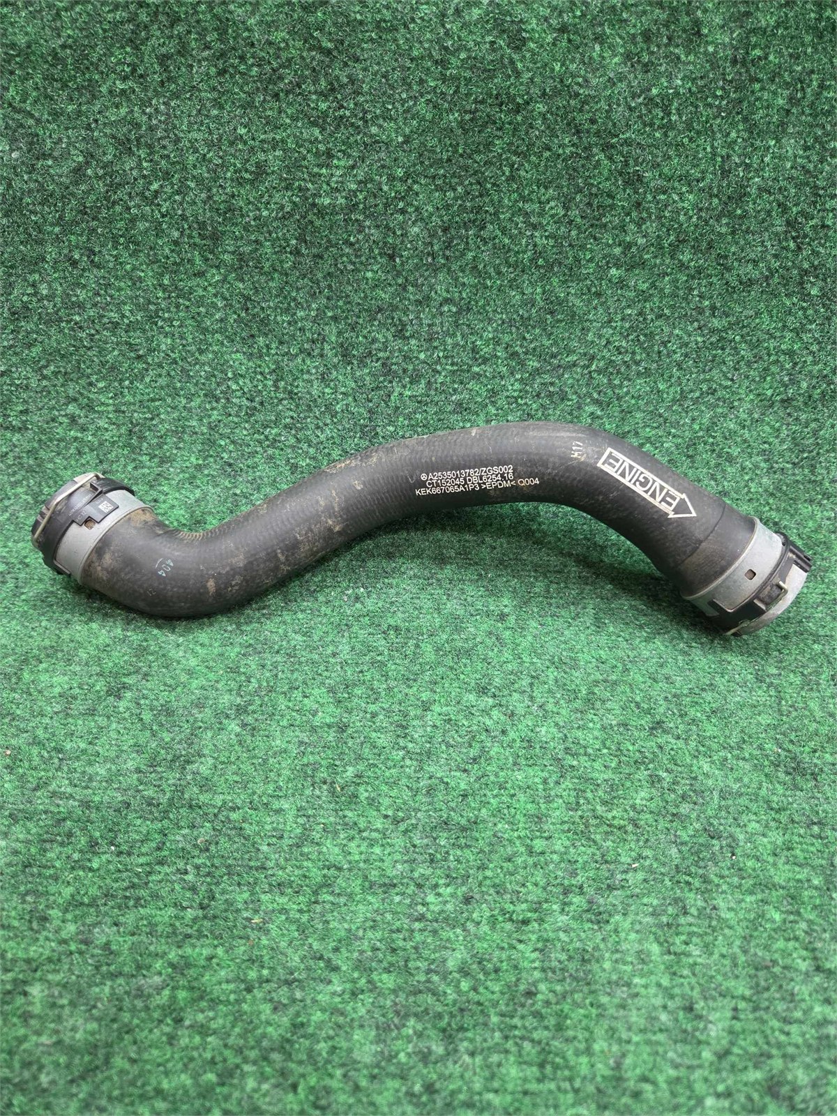 2016-2019 Mercedes Benz Glc 300 Radiator Coolant Hose 49k Mls Oem A2535013782