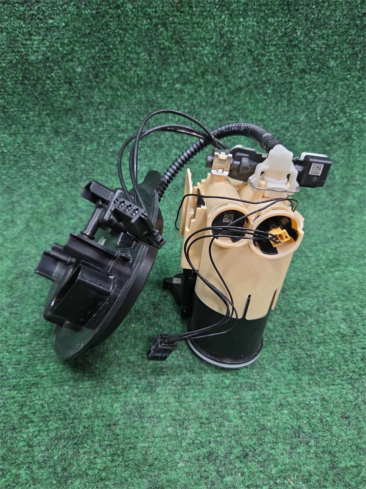 2016-2023 Mercedes Benz E300 Fuel Pump Delivery Module 107k Mls Oem A2134707401