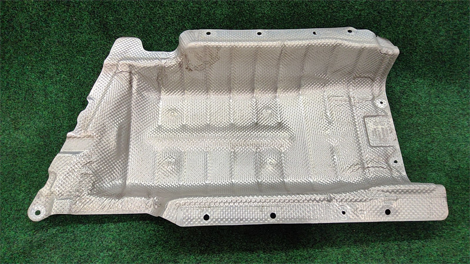 2019-2023 BMW X5 40i Front Heat Shield OEM 22194810