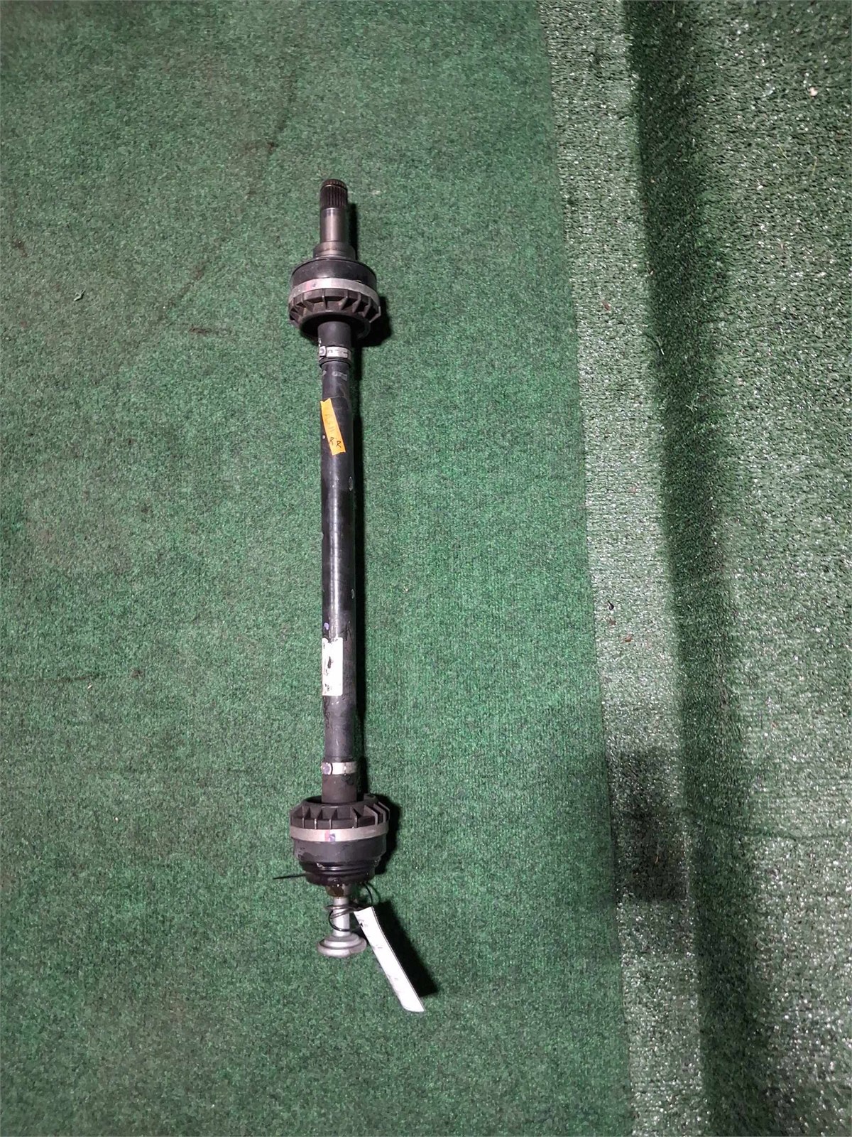2019-2025 Output axle shaft rear Right RH OEM 33208487124