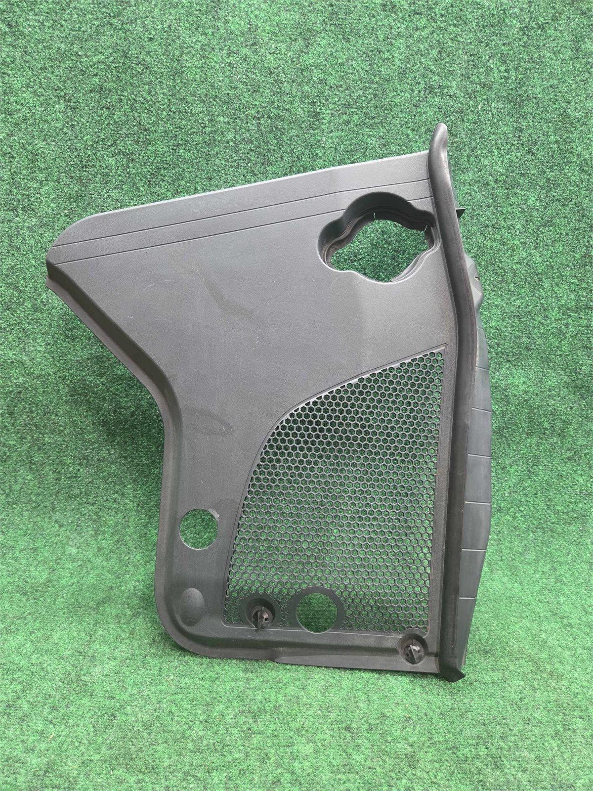 2016-2023 Mercedes Benz E300 Left Front Water Baffle Cowl Oem A2138300100