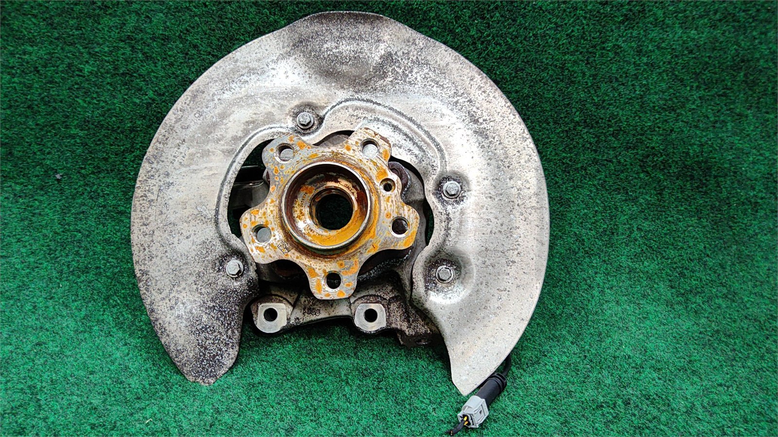 2019-2026 Bmw 330ix Right Rear Wheel Hub Knuckle 39k Mls Oem 33306898480