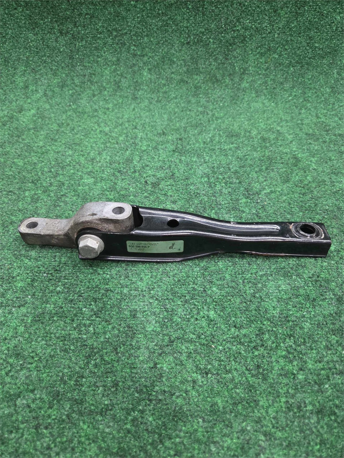2017-2020 Audi A3 Quattro Carrier Pendulum Bracket Oem 5q0199855ad / 5q0199855p