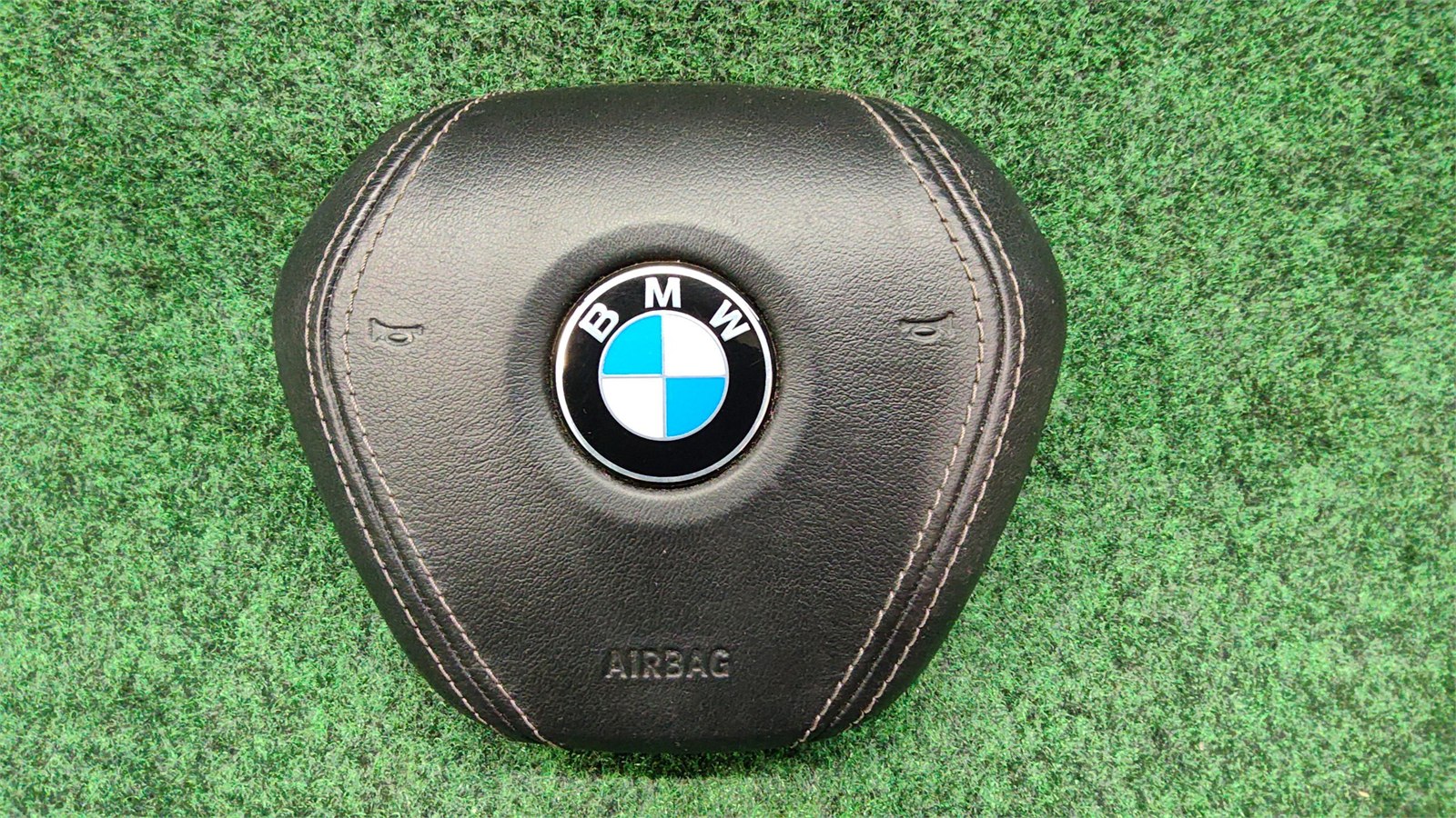 LH 2017-2023 BMW 530iX AIR BAG driver's side OEM 32306880635