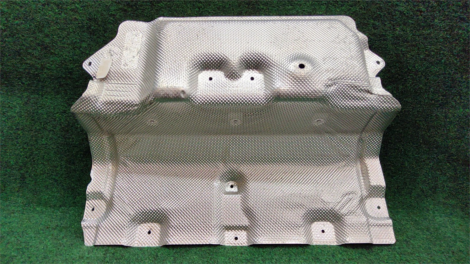 2019-2026 Bmw 330ix Front-end Rear Silencer Heat Insulation Oem 51487340982