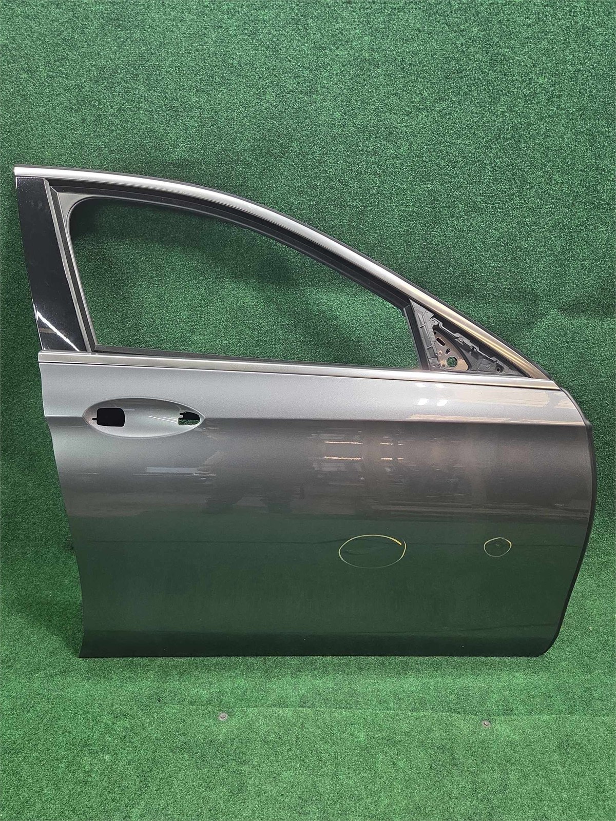 2017-2020 Mercedes Benz E300 Right Front Door Shell Gray 992 Oem A2137200205