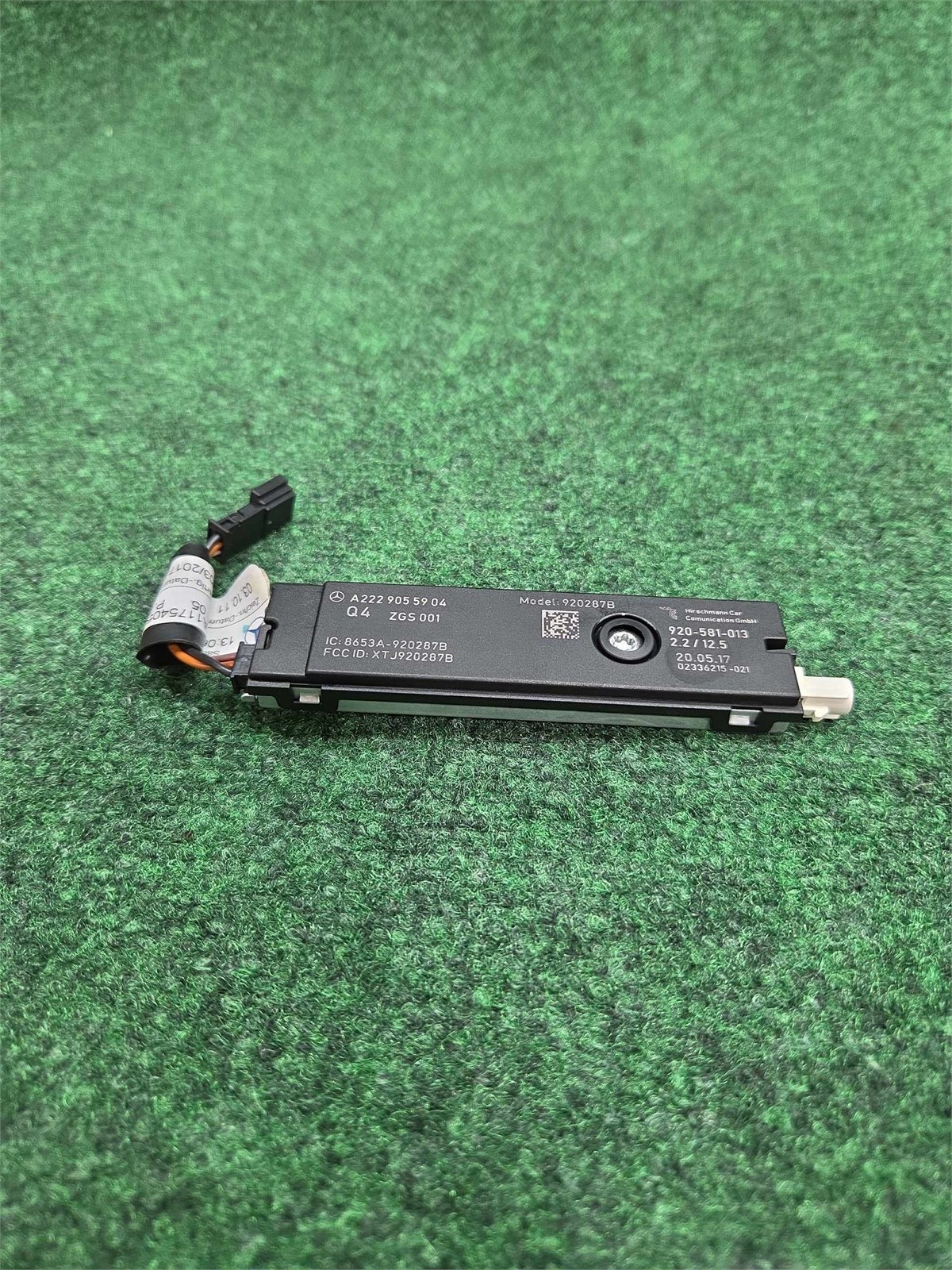 2014-2019 Mercedes Benz Cla 250 Antenna Amplifier Booster Oem A2229055904