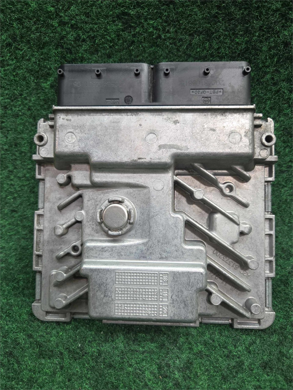 2019-2023 Audi Q3 Quattro Engine Control Unit 60k Mls Oem 83a906259c