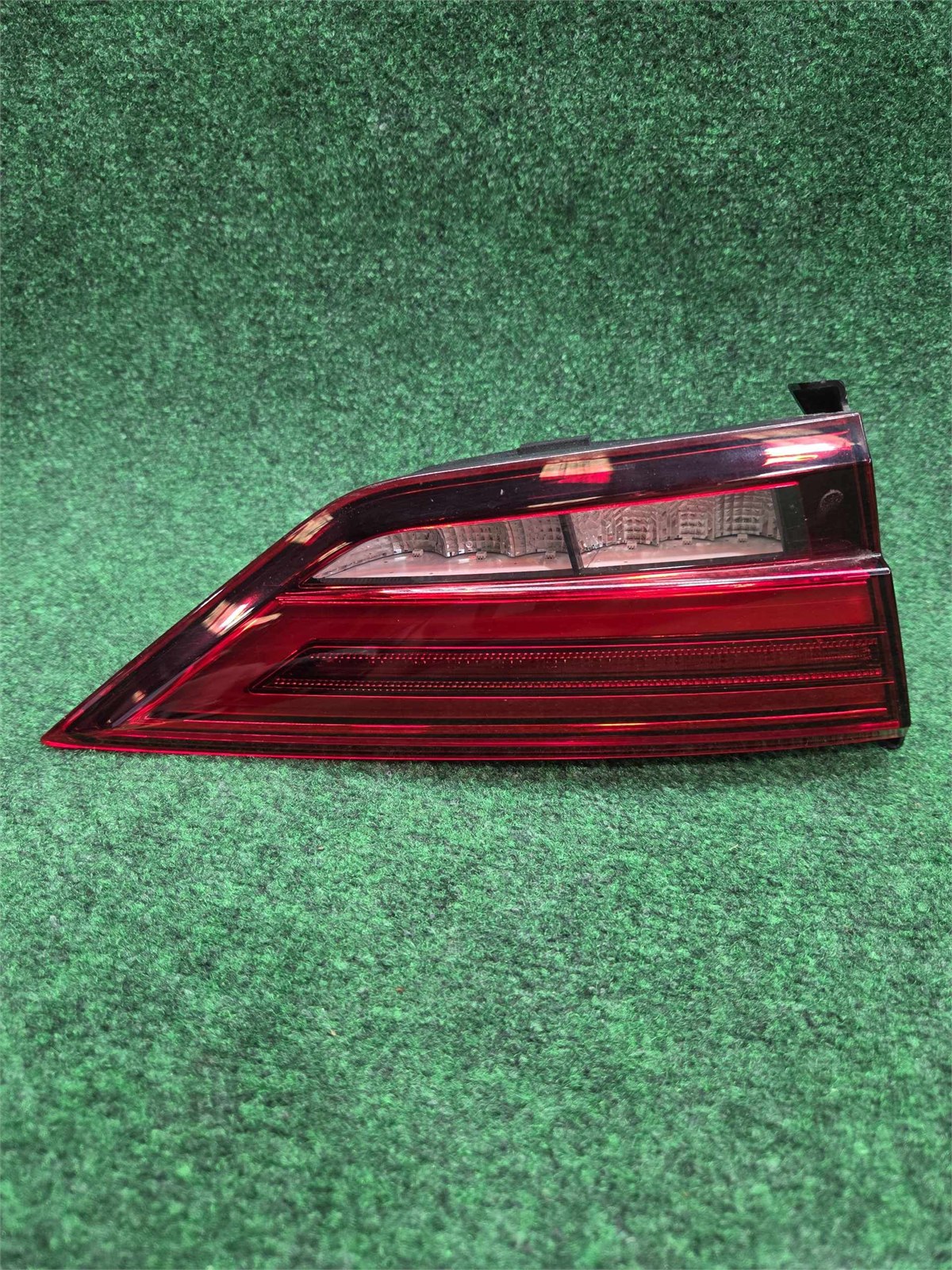 2017-2020 Audi A3 Quattro Left Lid Mount Tail Light Led Assembly Oem 8v5945075b