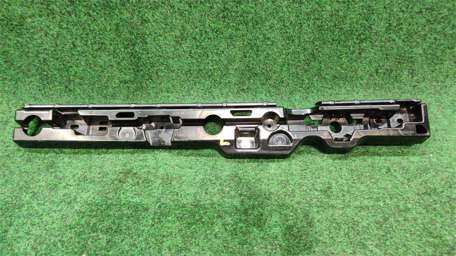 2017-2023 BMW 530i Left ROCKER PANEL BRACKET OEM 51777387345