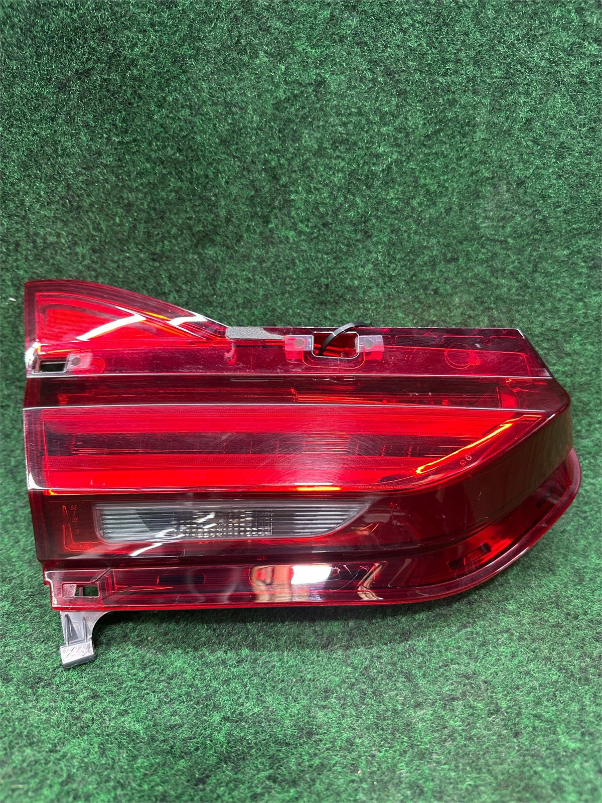 2016-2019 BMW 740i Left Tail Light Decklid Oem 63217342969