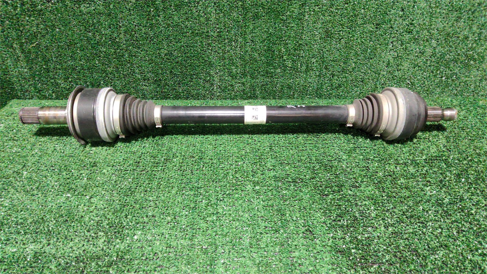 2014-2021 Mercedes Benz C300 Rear Right Axle Shaft Oem A2053508118
