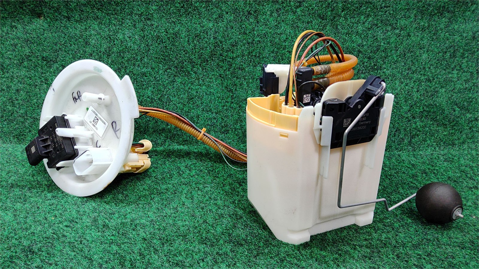 2018-2024 BMW X3 Fuel Pump Assembly Tank Mounted OEM 16117214881 16119468611