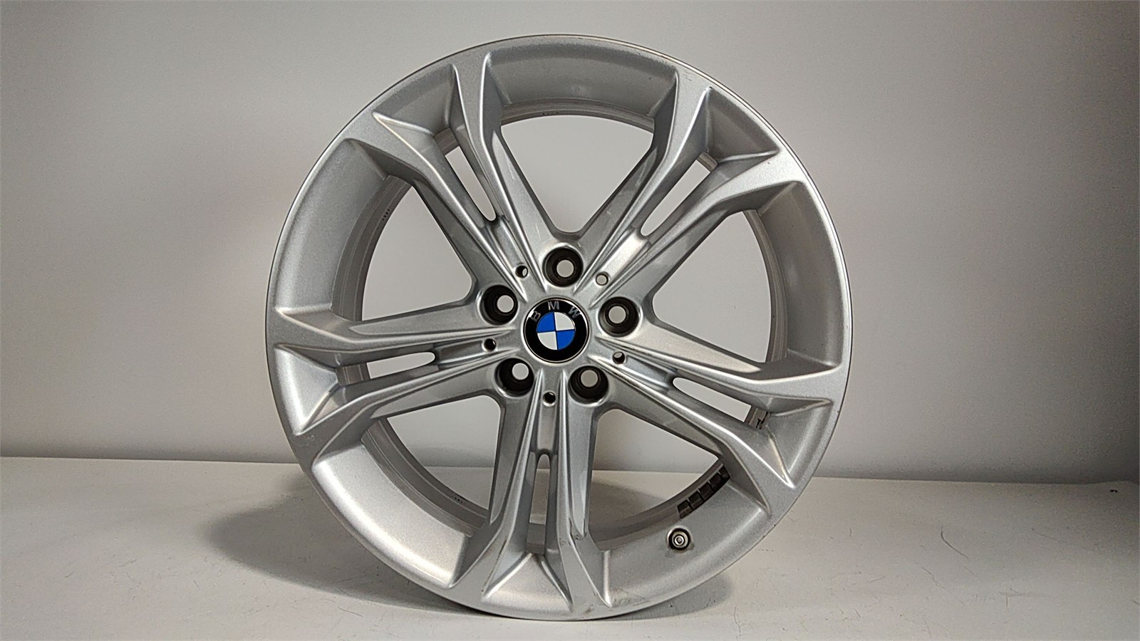 18 19 20 BMW X3 Wheel 18x7 alloy Front Or Rear 10 Spoke OEM36116880047