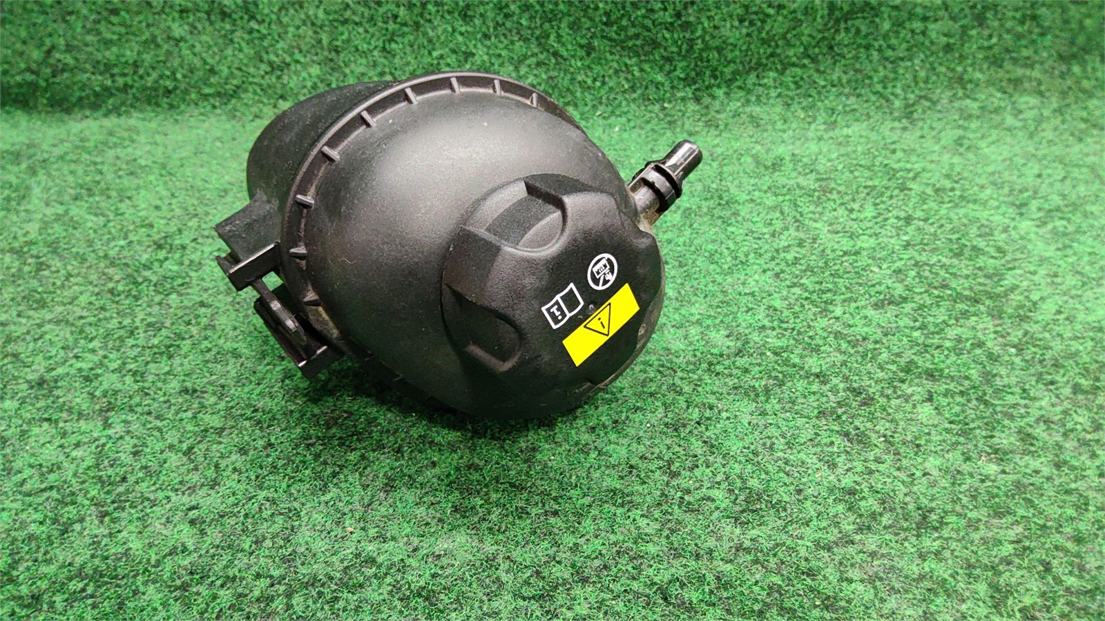 2019-2023 Bmw X5 Coolant Expansion Tank Reservoir Oem 17138610661