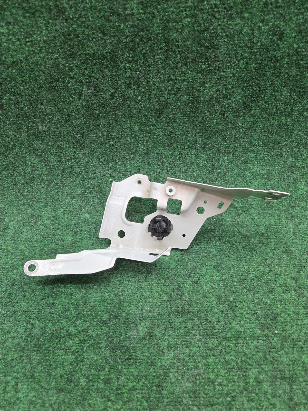 2019-2025 Bmw 330i Right Fender Bracket Front Section 1 White300 Oem 41008494438