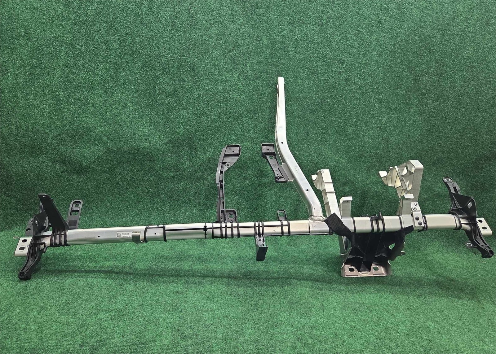 2015-2020 Mercedes Gla 250 Instrument Crossmember Oem A1766801055 A1766801455