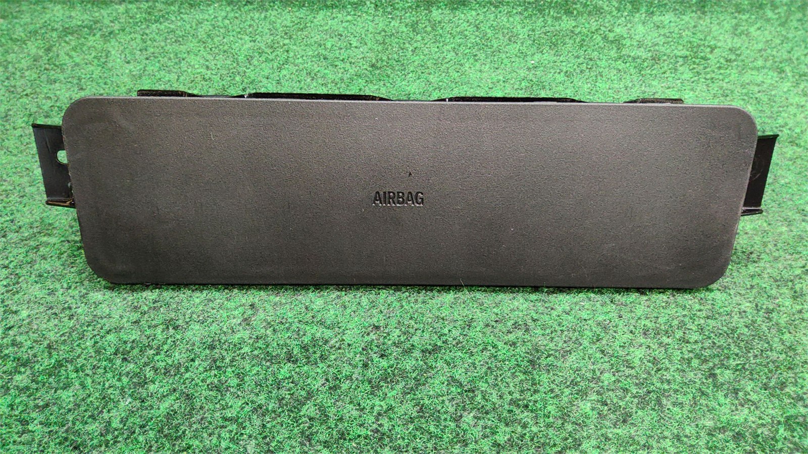 2019-2023 BMW X5 RH Dash Knee Air Bag OEM 72126991408