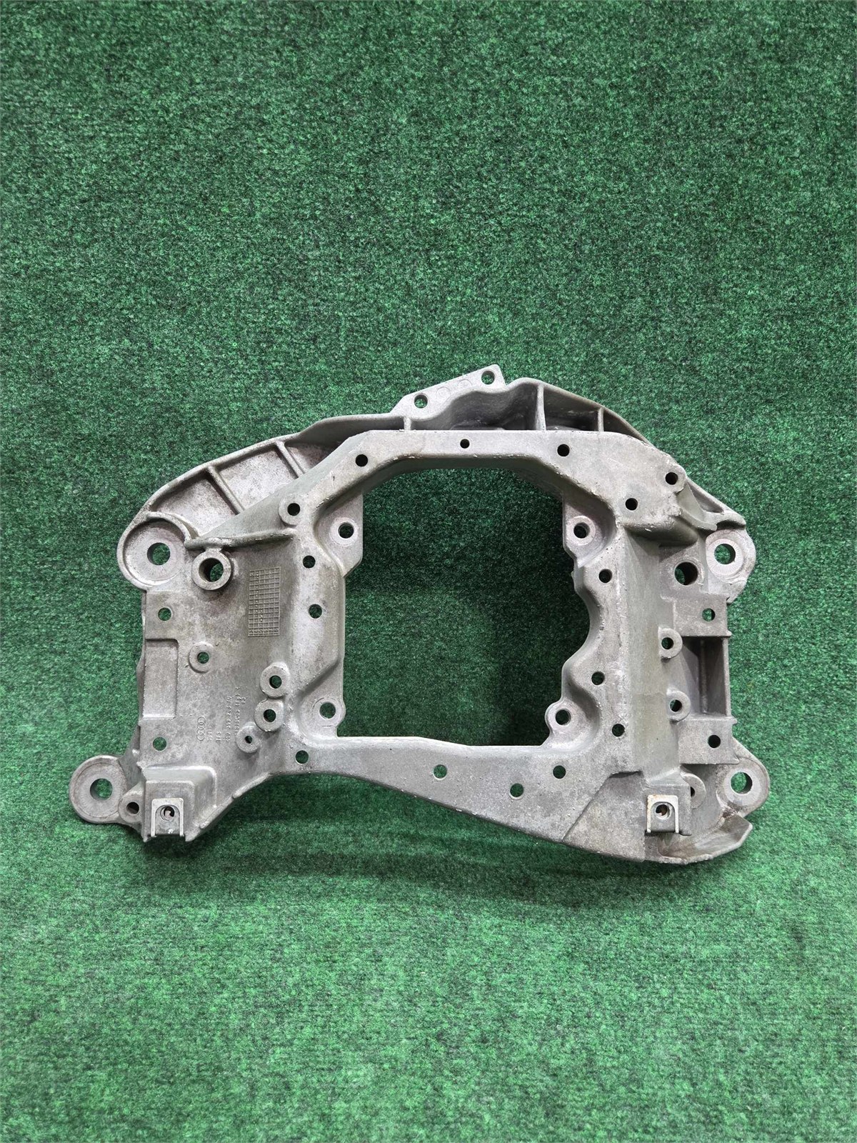 2016-2018 Audi A7 Quattro Gearbox Crossmember Carrier Support Oem 4g0399263ac
