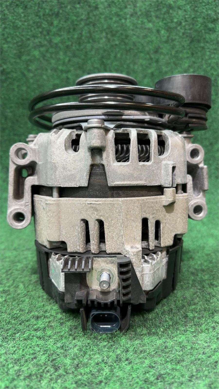 2017-2024 Audi A4 Alternator 230 amp Oem 06l903018g