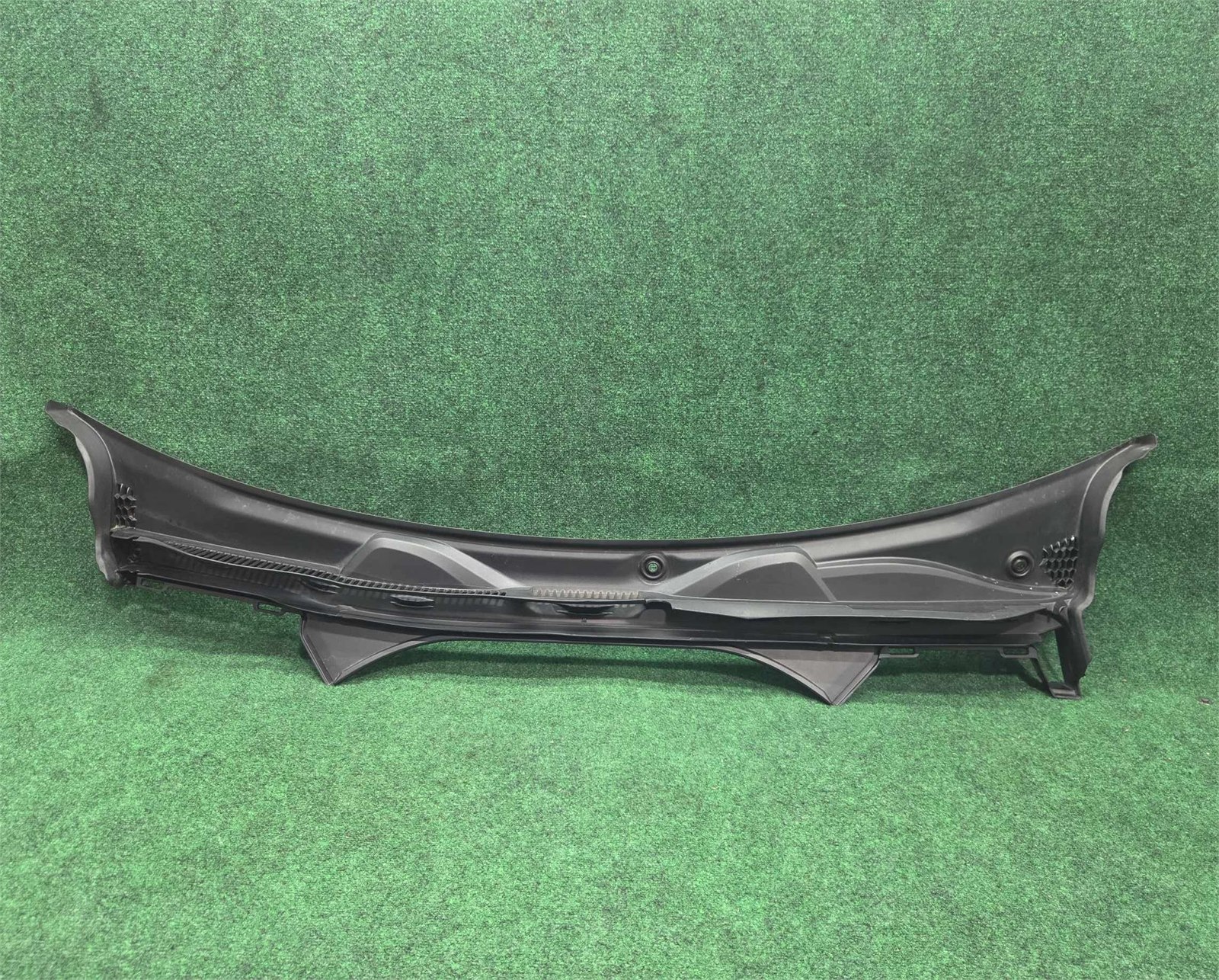 2019-2025 Bmw 330i Front Windshield Cowl Oem 51717427845