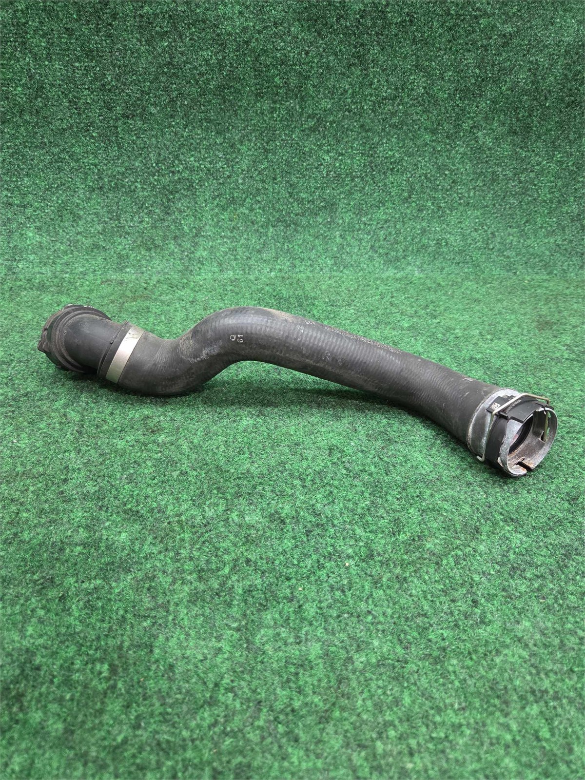 2016-2022 Mercedes Glc 300 Upper Right Coolant Hose 17k Mls Oem A2385019000