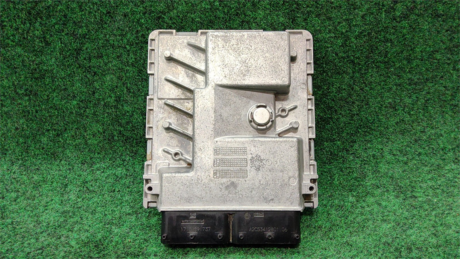 2019-2019 Audi Q7 Quattro Control Unit For Petrol Engine 17k Mils Oem 4m0907551a