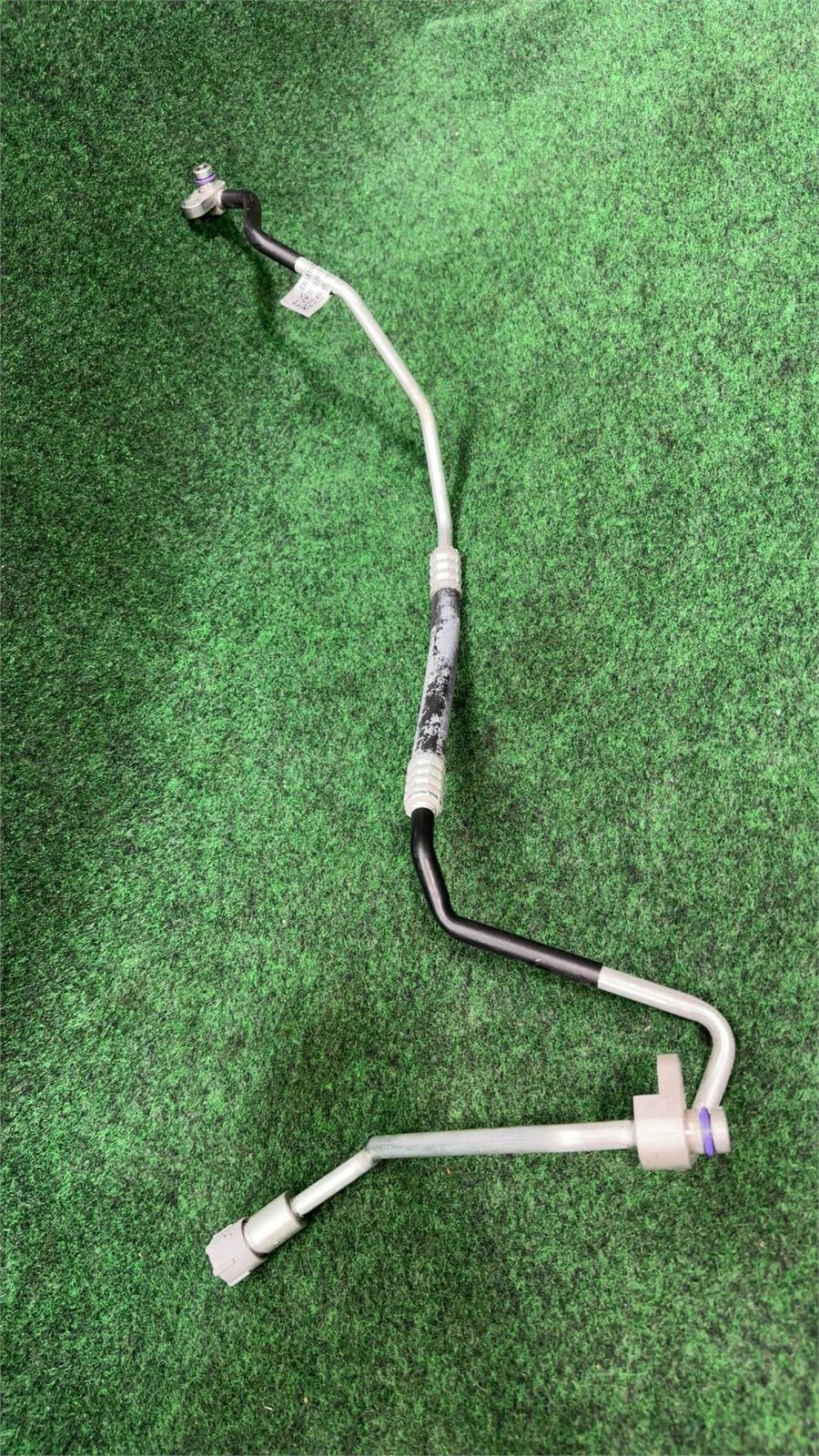 2021-2024 Audi A4 A/c Refrigerant Liquid Hose Oem 8w1816720