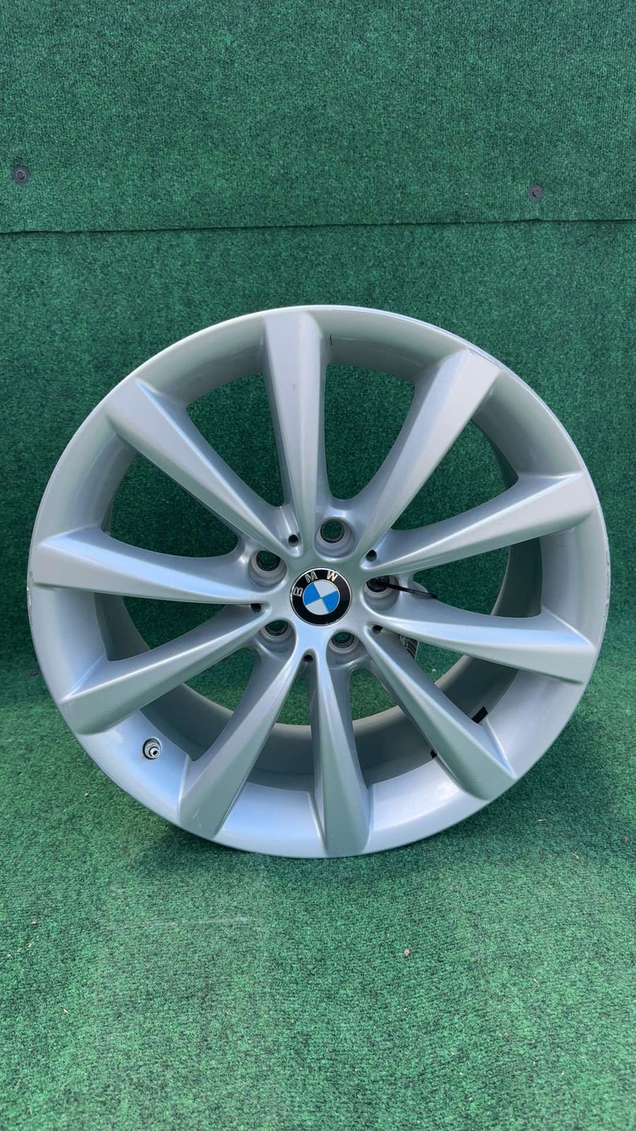 16 17 18 19 20 21 22 BMW 740I Wheel 18x8 5 Spoke V Spoke
