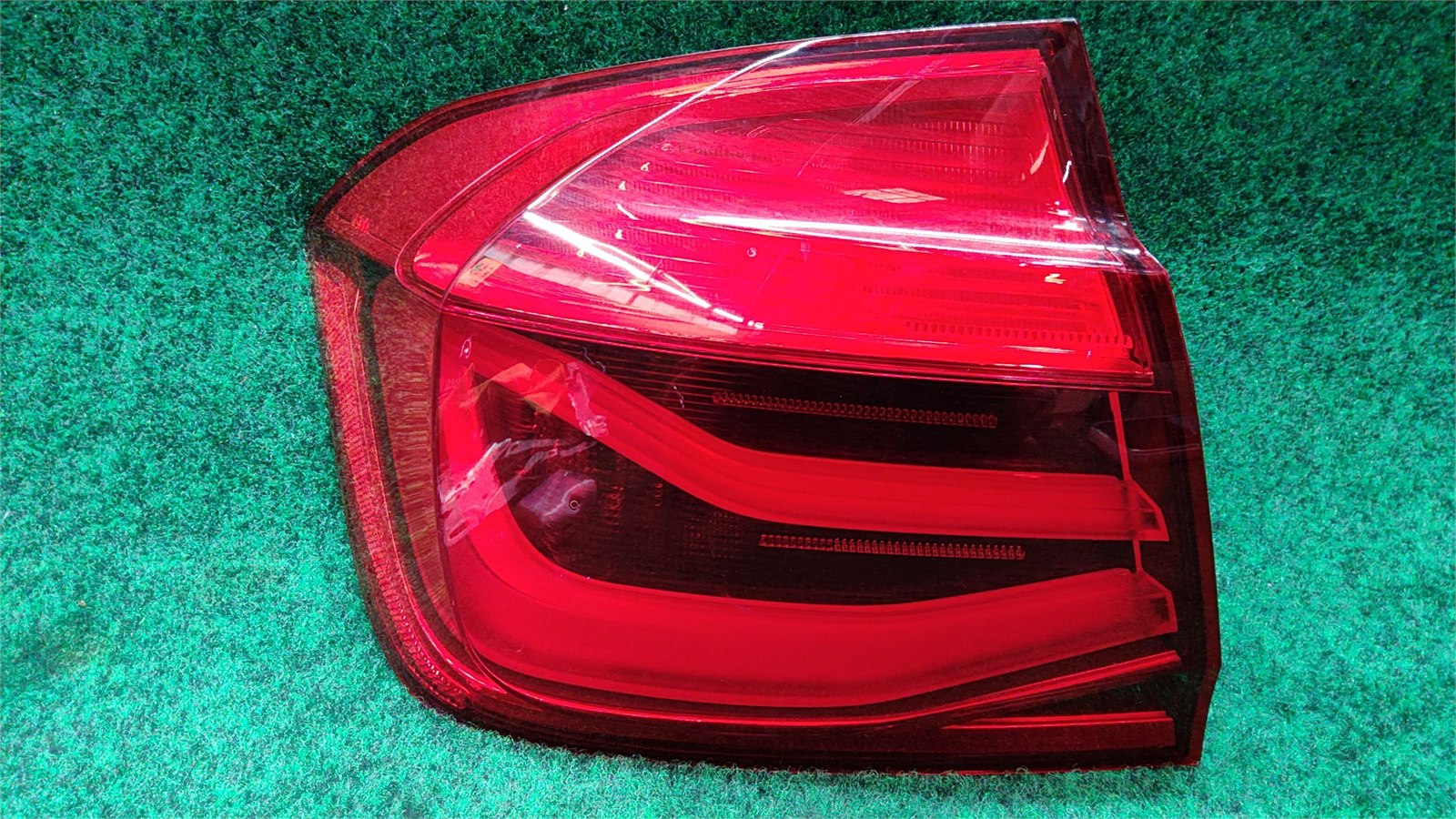 2016-2018 BMW 330I Tail Light  Left  Rear Lh OEM 63217369115 Original