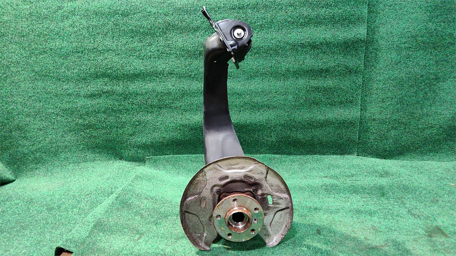 2016-2022 Bmw X1 Rear Knuckle Axle Left Oem 33308842879 33416851589 Original
