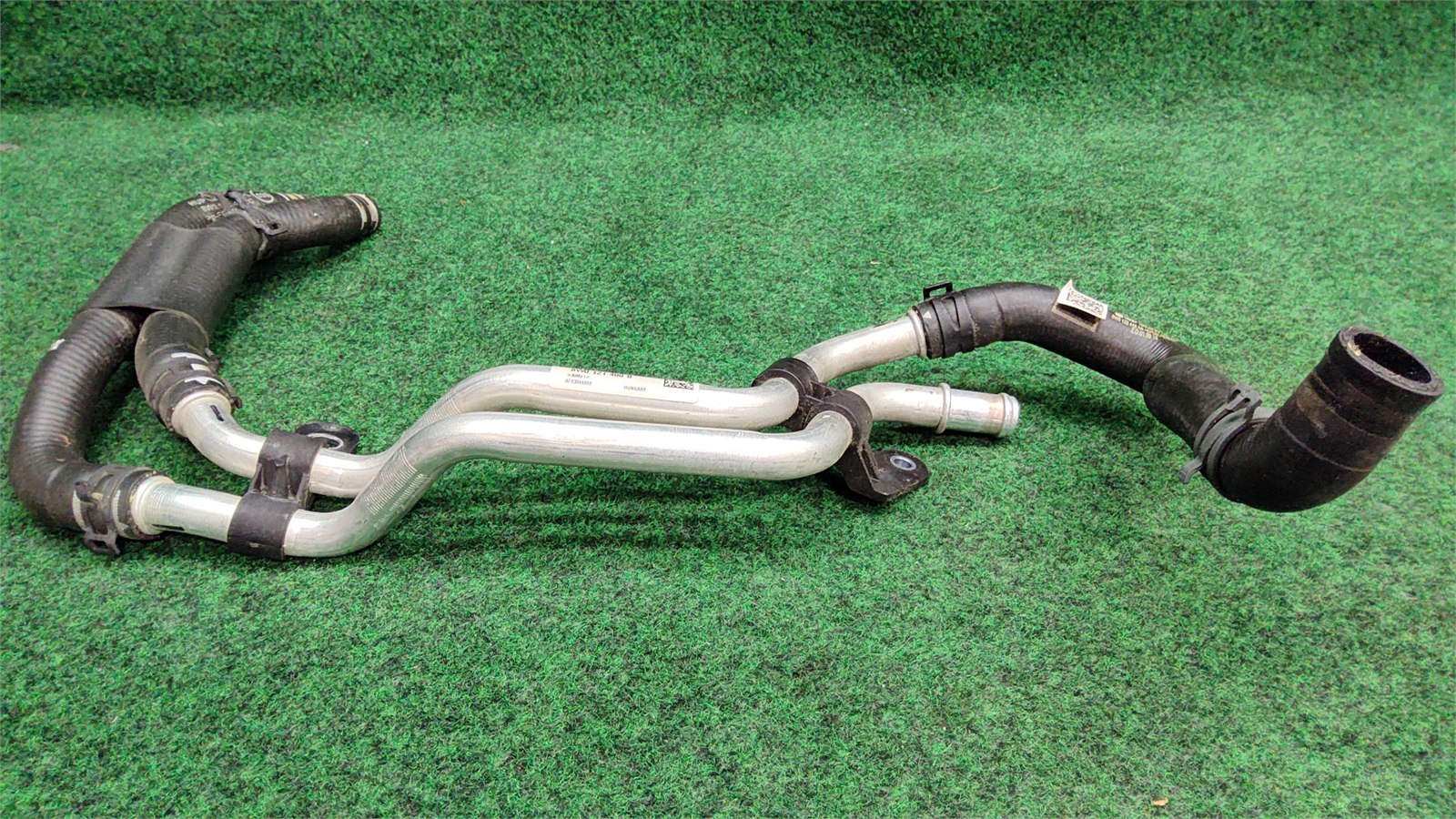 2017-2019 Audi A4 Quattro Oil Cooler Line Oem 8w0121400b / 8w0122448